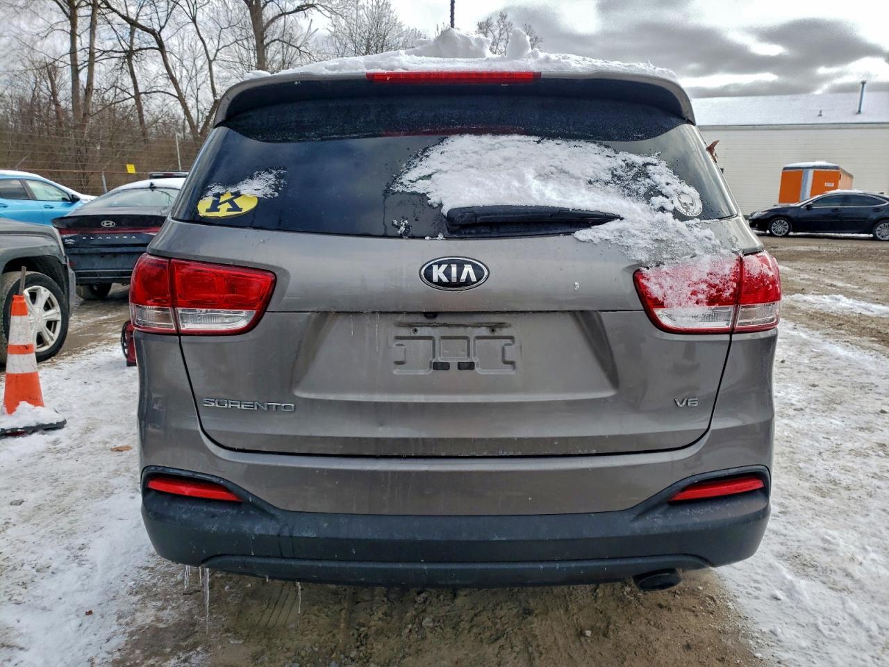 2016 KIA SORENTO