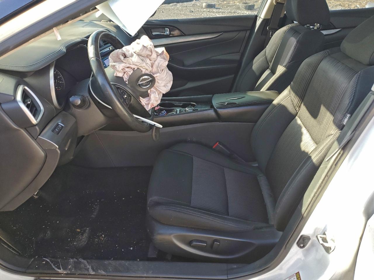 2017 NISSAN Maxima