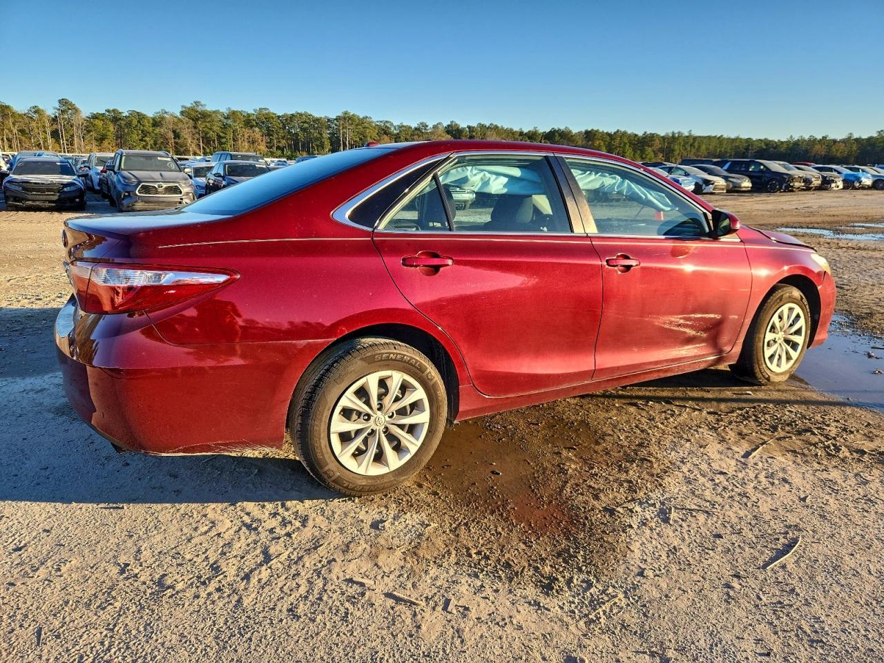 2016 TOYOTA CAMRY