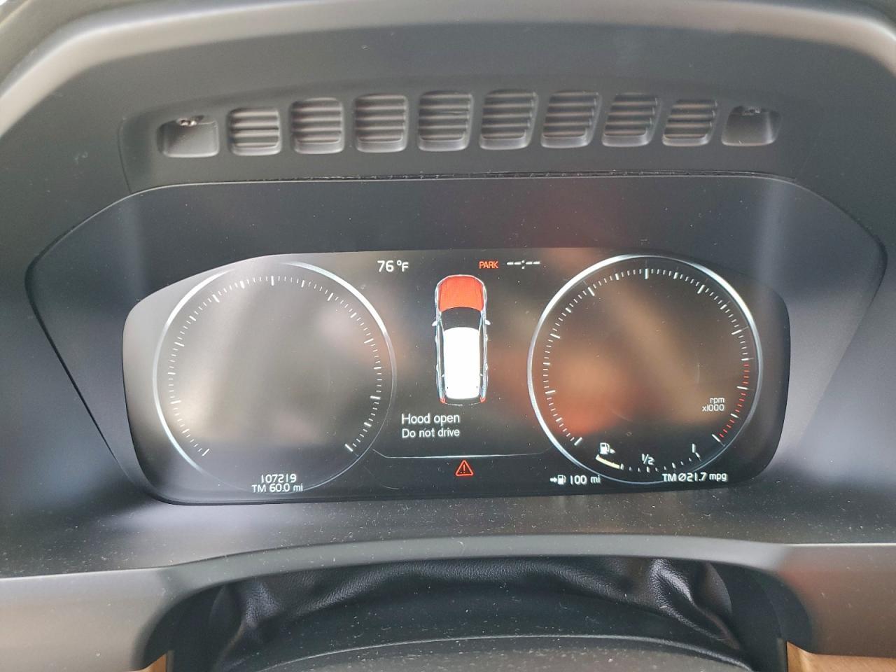 2018 VOLVO XC90