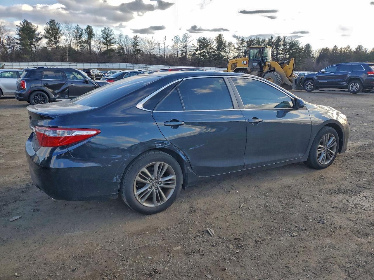 2017 TOYOTA CAMRY
