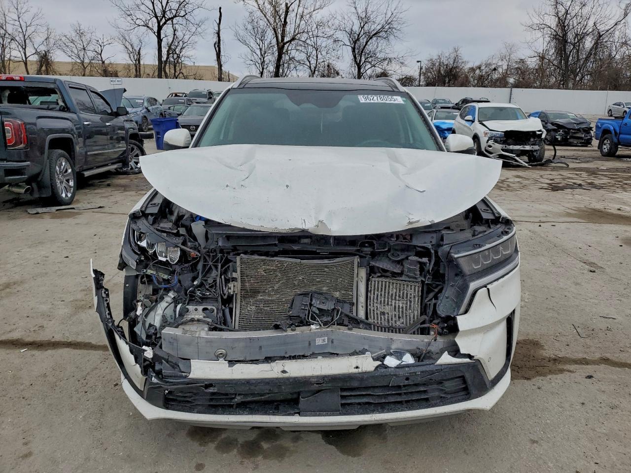 2022 KIA SORENTO
