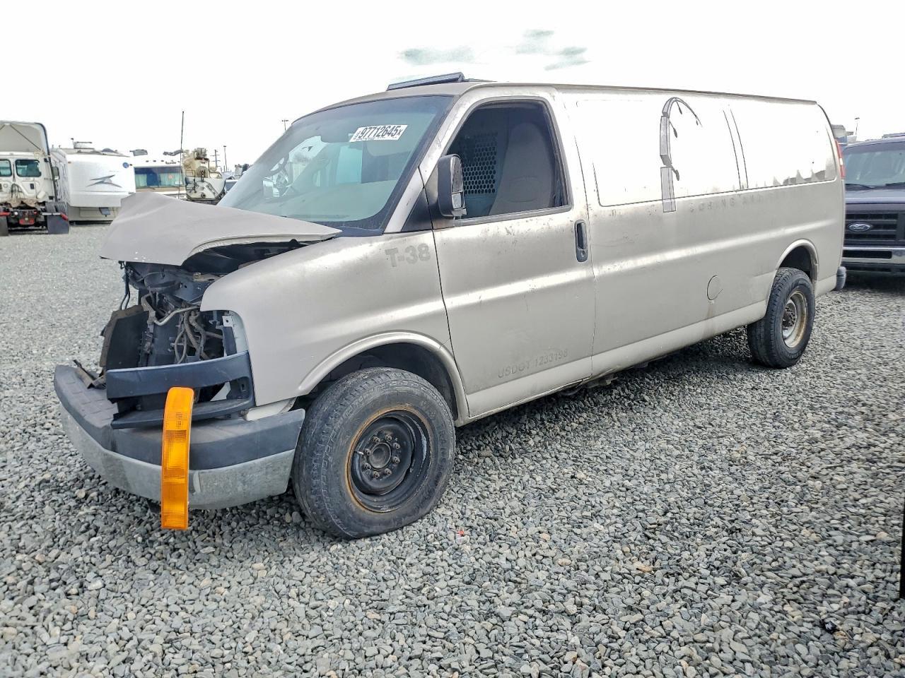 2015 GMC Savana