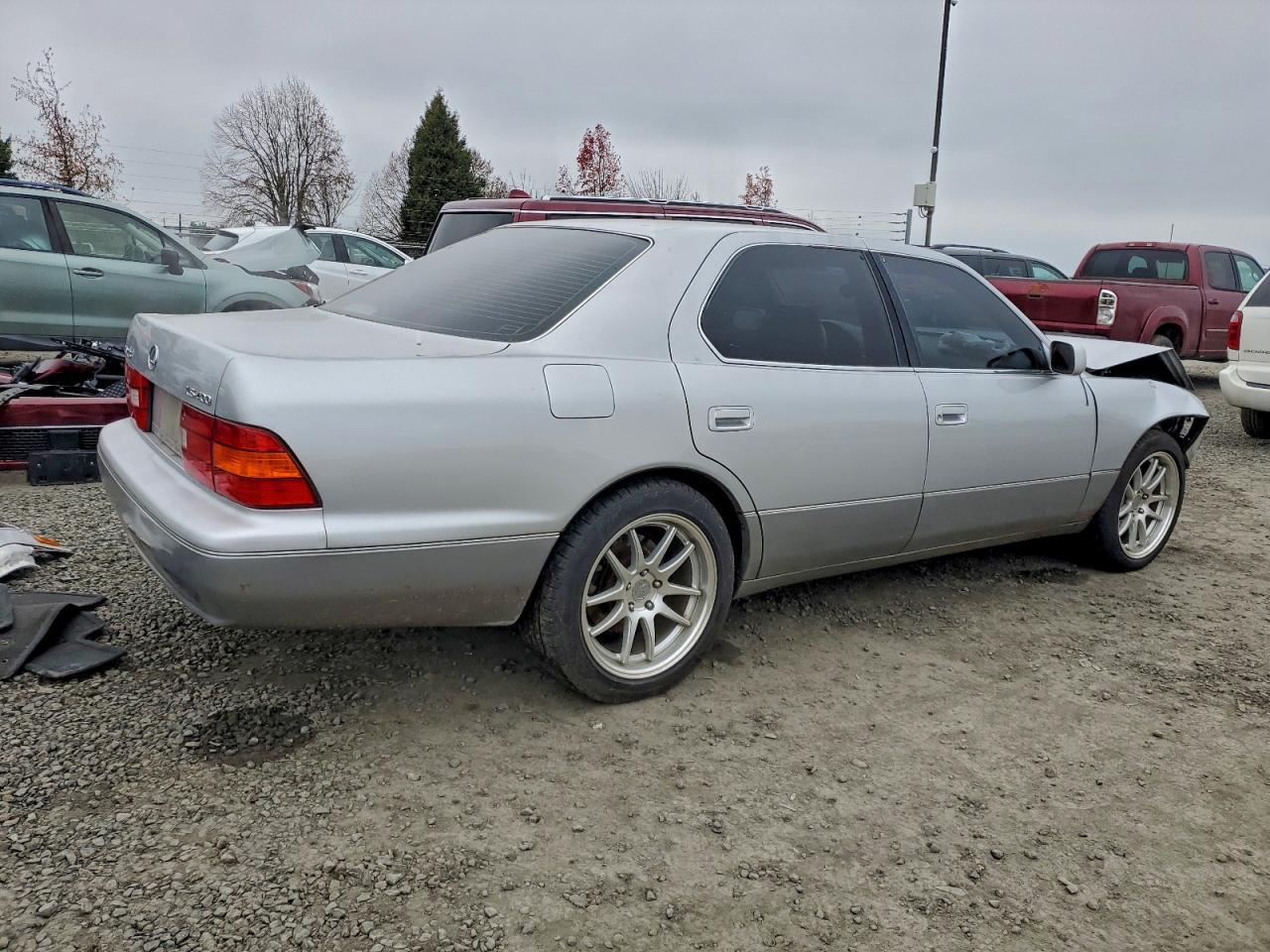 1998 LEXUS Ls 400