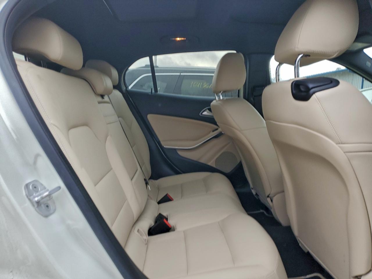2016 MERCEDES-BENZ GLA-Class