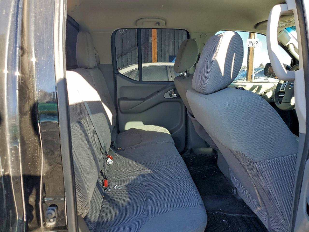 2016 NISSAN Frontier