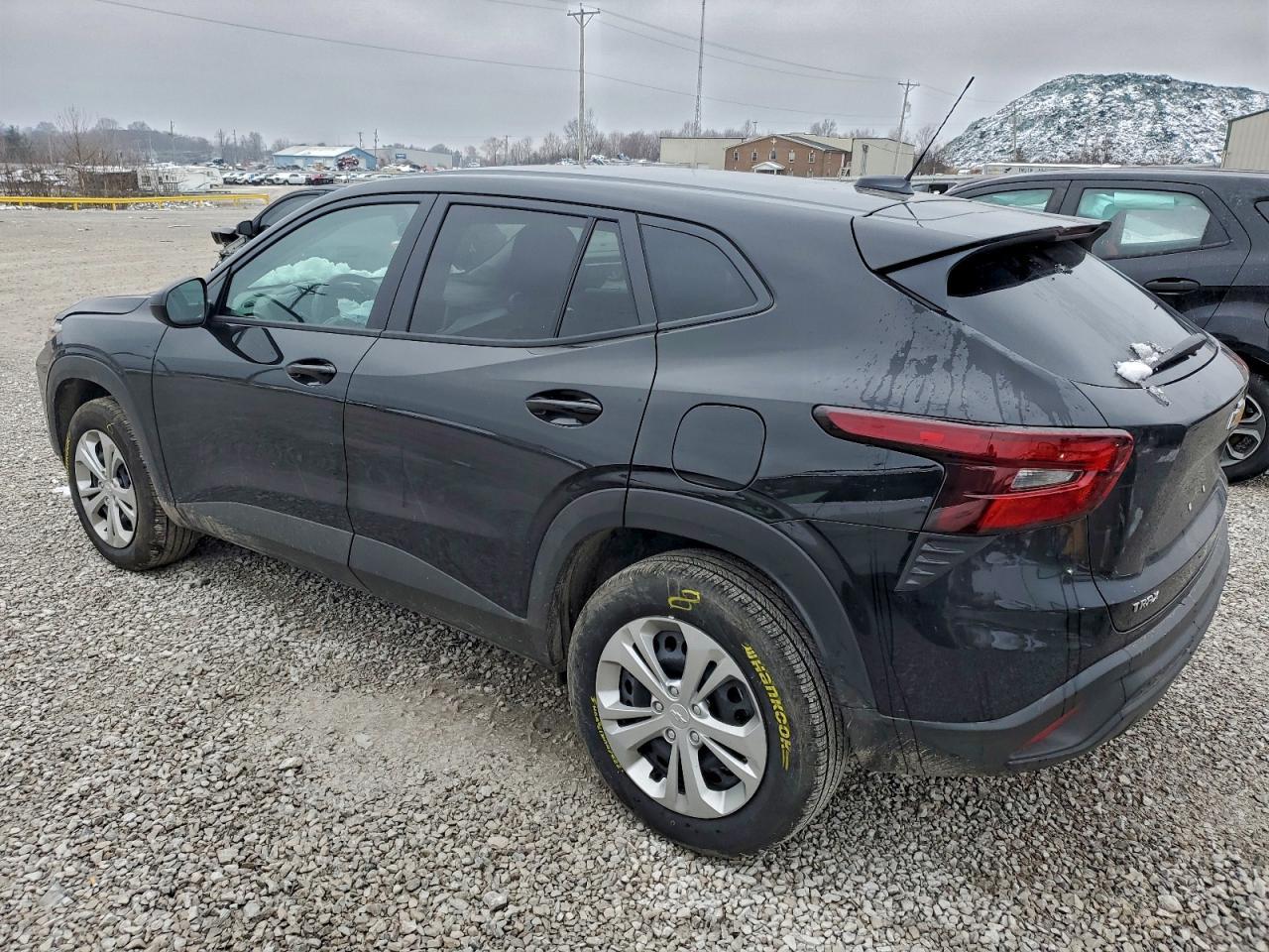 2025 CHEVROLET TRAX