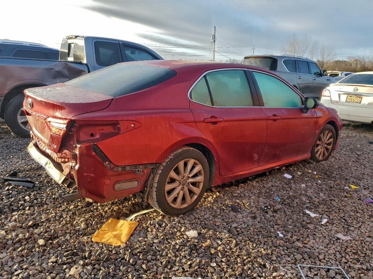 2018 TOYOTA CAMRY