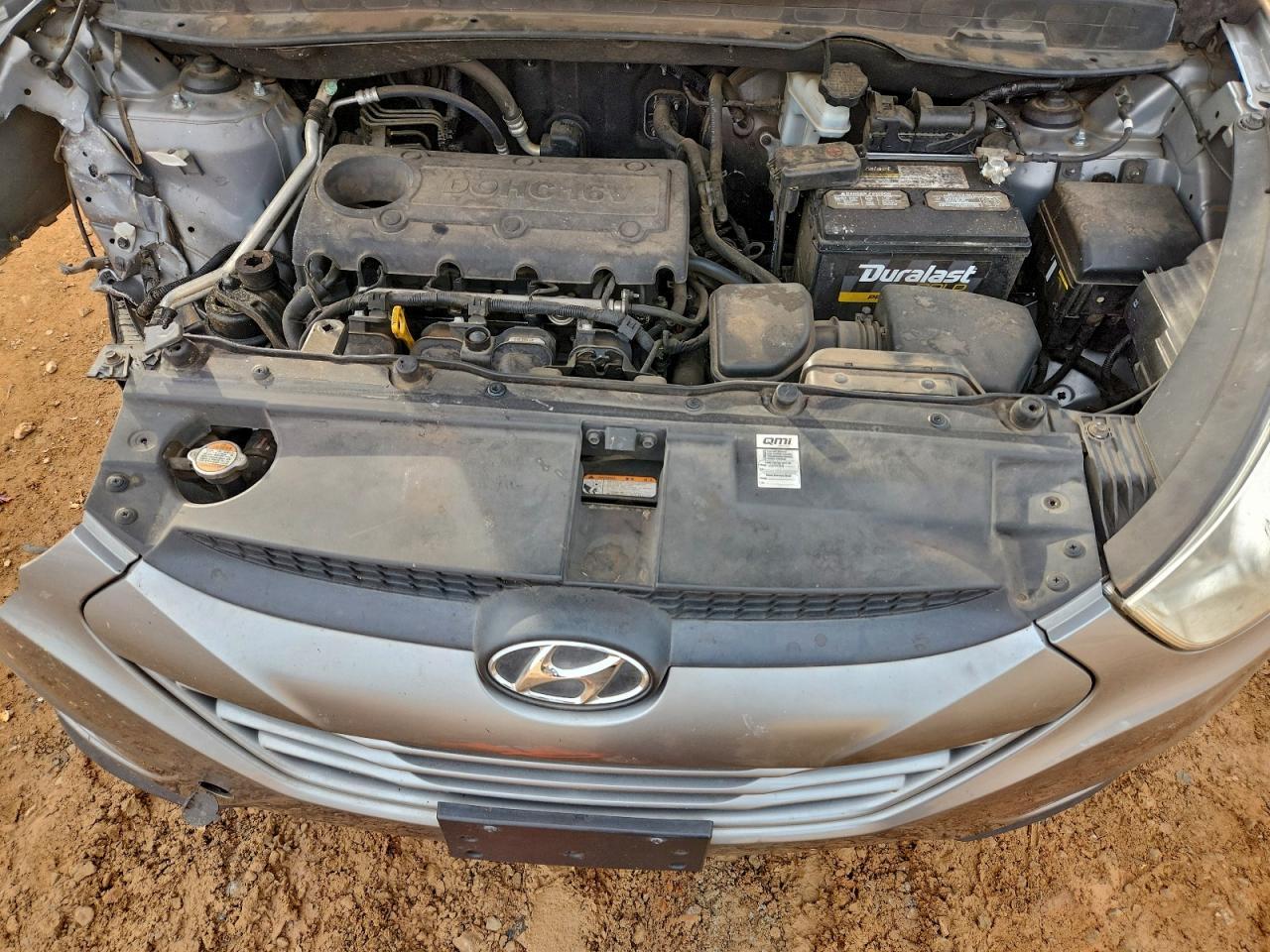 2010 HYUNDAI TUCSON