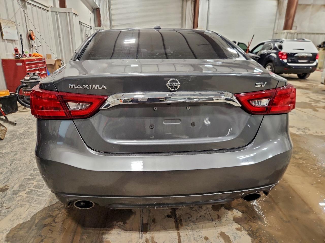 2017 NISSAN Maxima