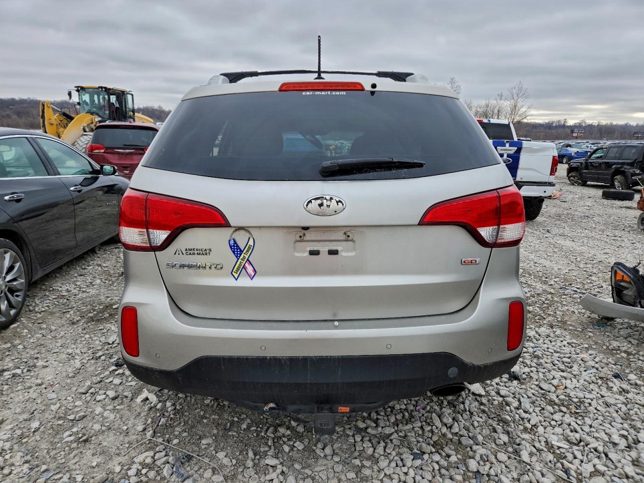 2014 KIA SORENTO