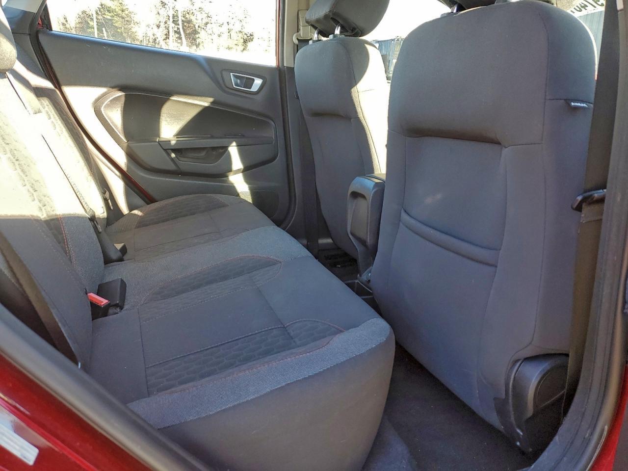 2014 FORD Fiesta