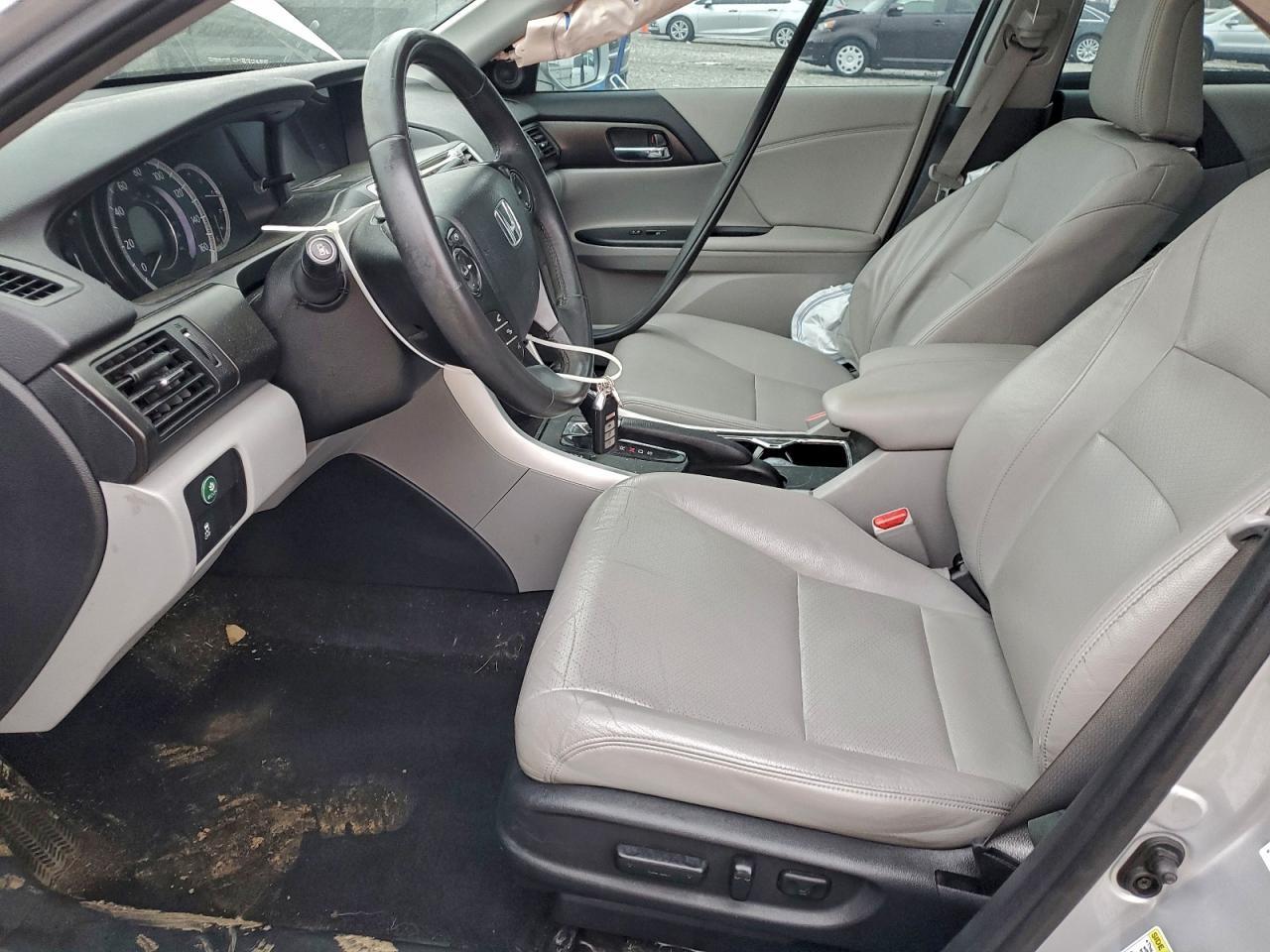 2015 HONDA ACCORD