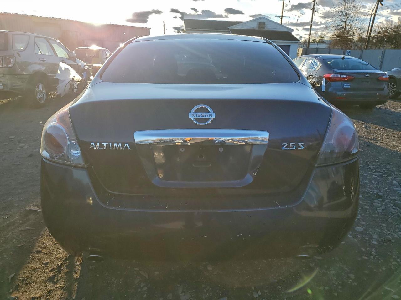 2010 NISSAN ALTIMA