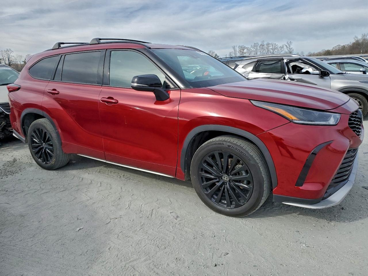 2023 TOYOTA HIGHLANDER