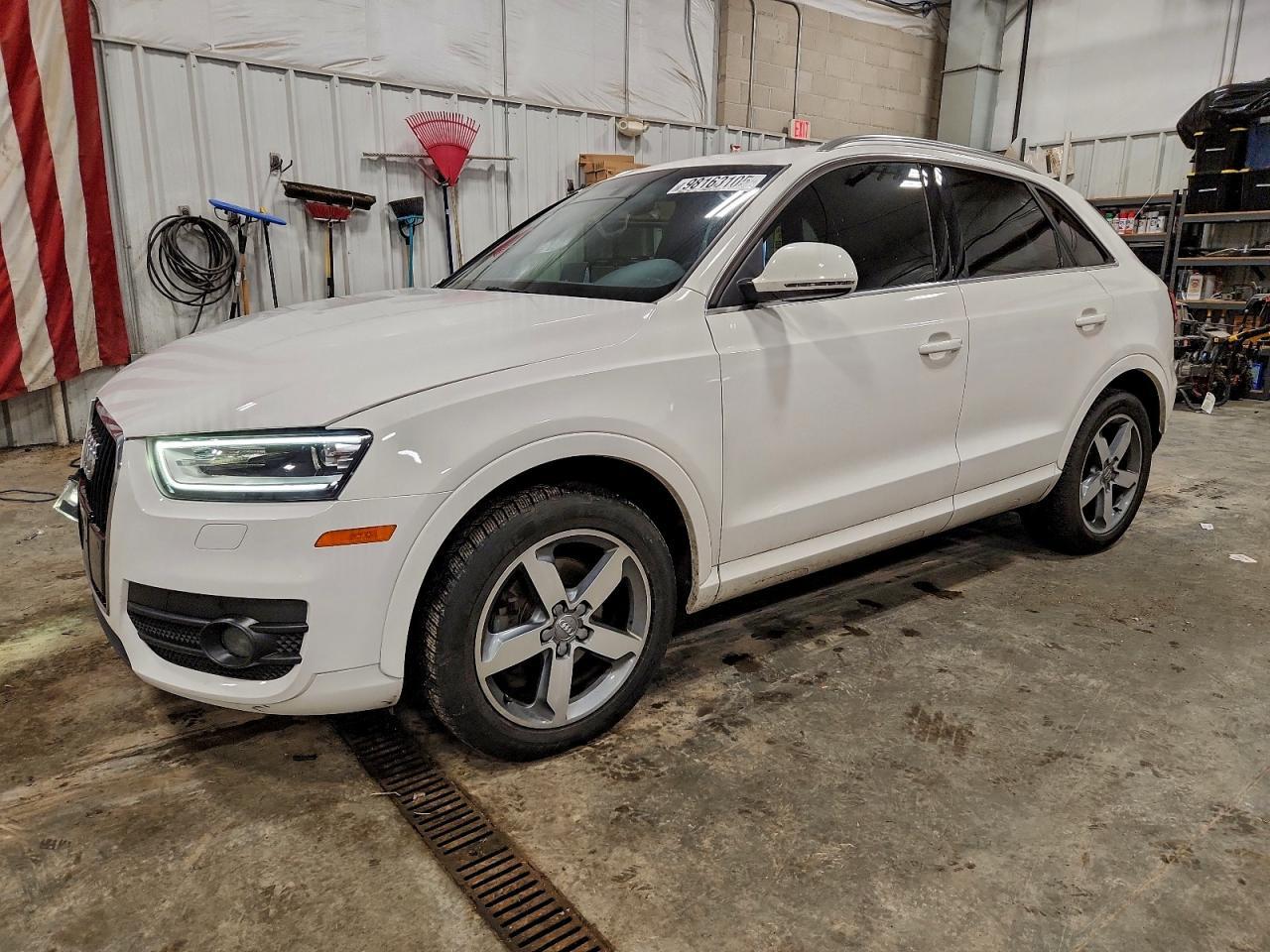 2015 AUDI Q3