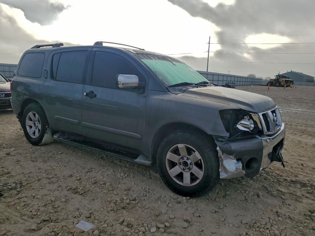 2004 NISSAN Armada