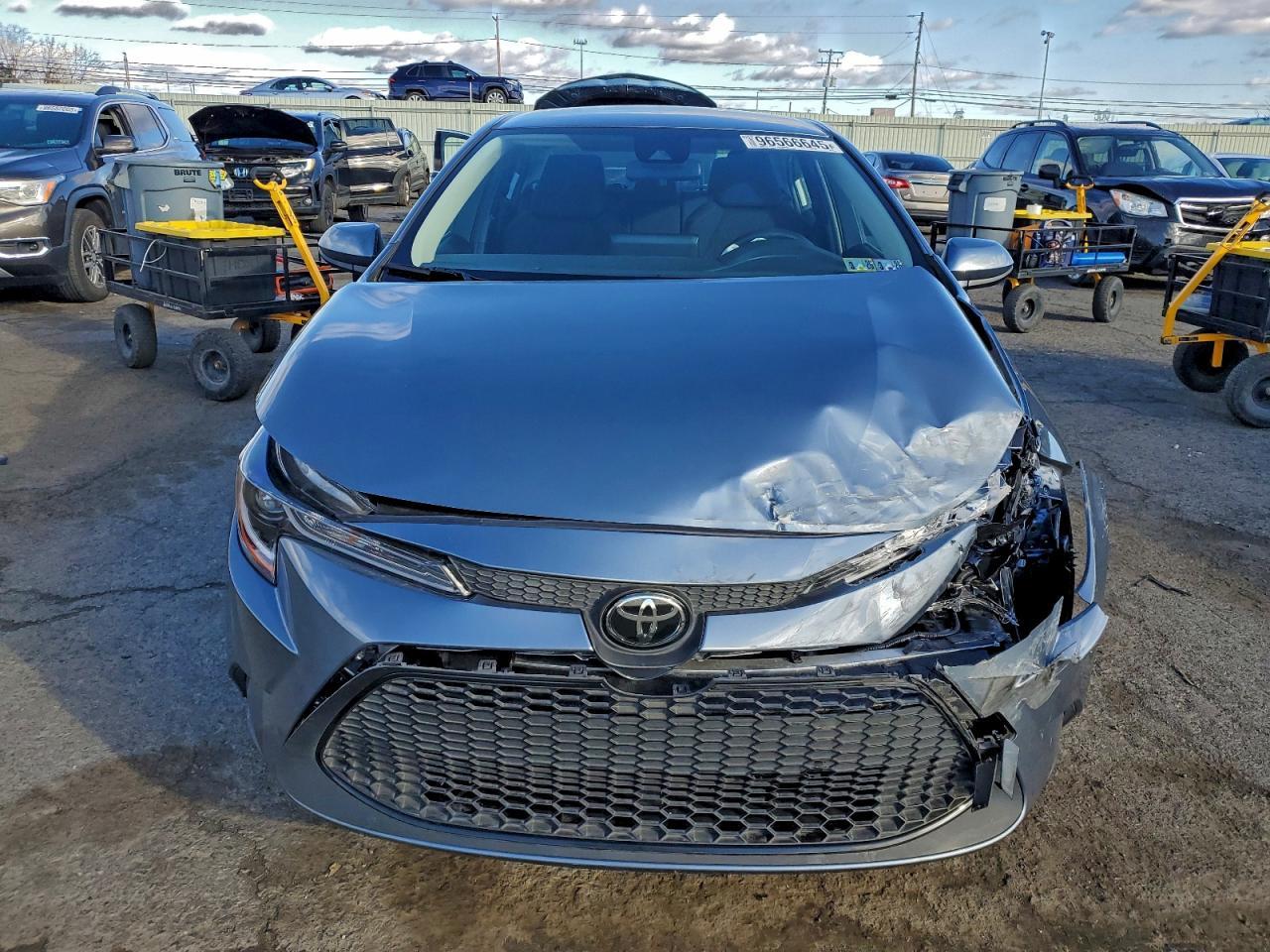 2022 TOYOTA COROLLA