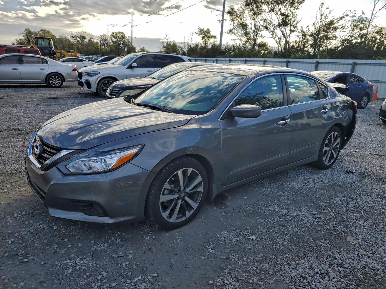 2017 NISSAN ALTIMA