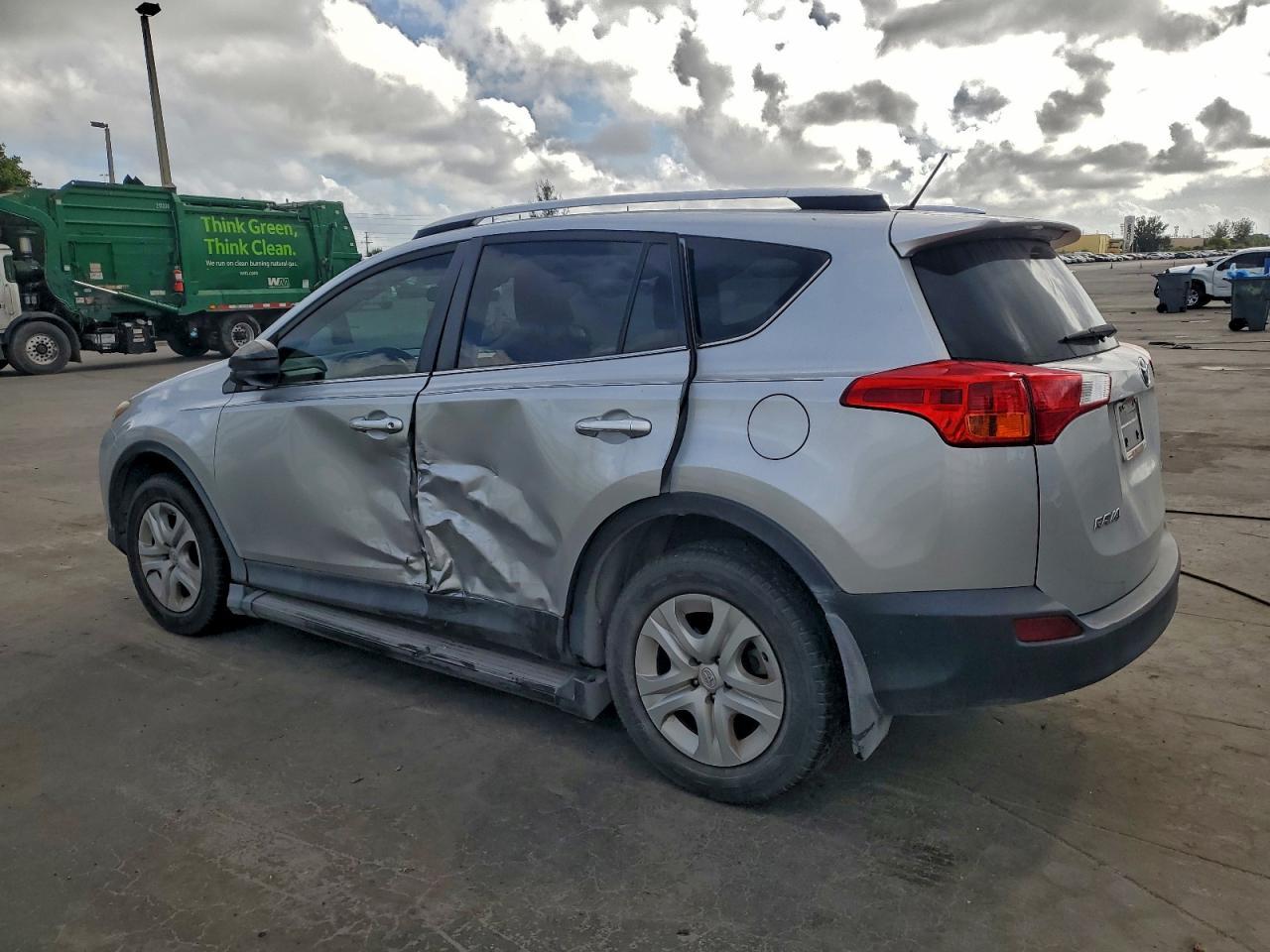 2015 TOYOTA RAV4