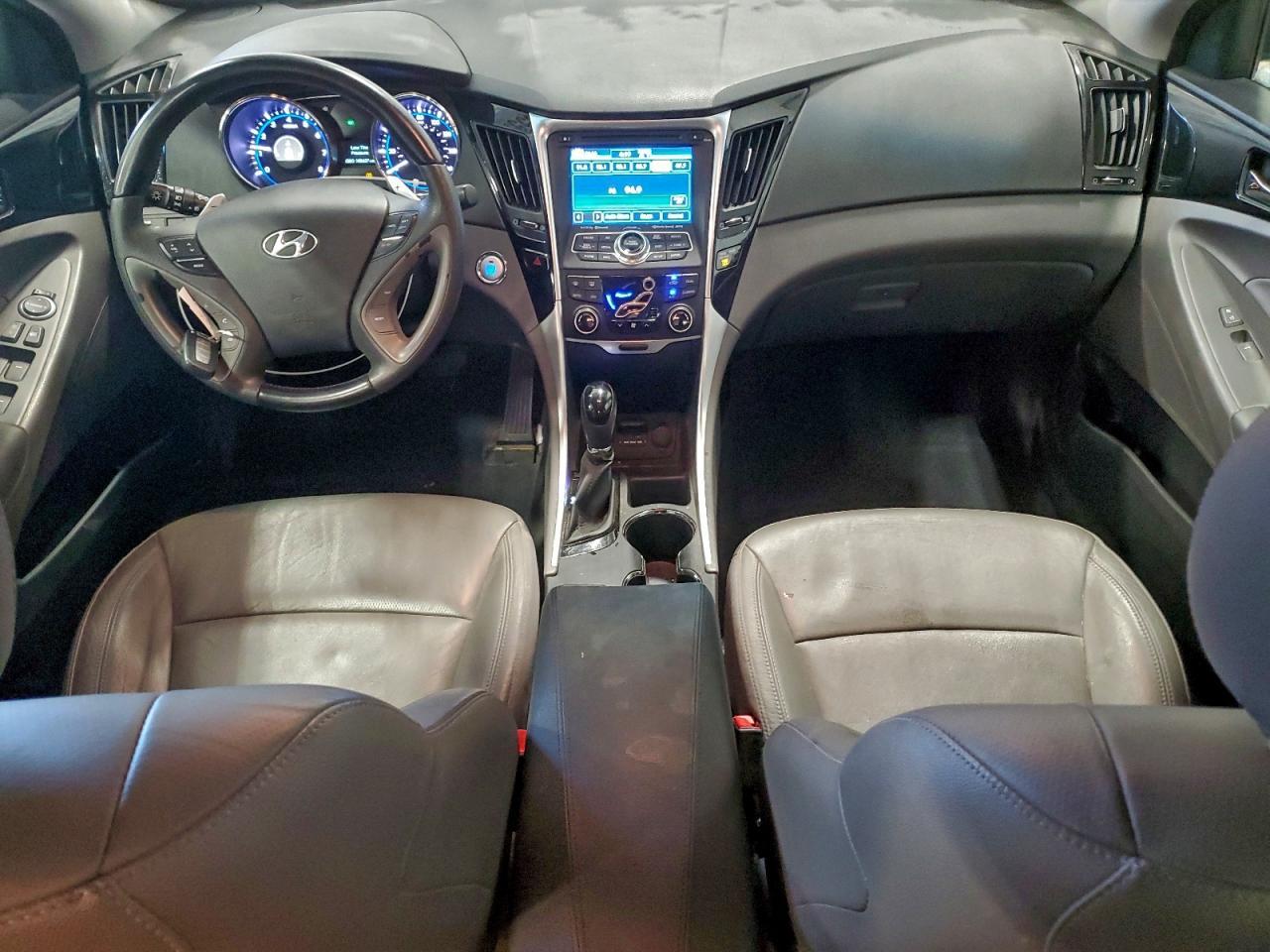 2012 HYUNDAI SONATA