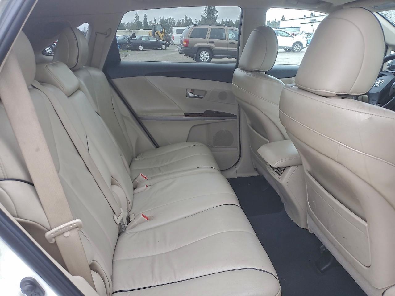 2010 TOYOTA VENZA