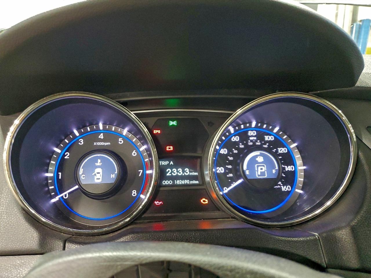 2011 HYUNDAI SONATA
