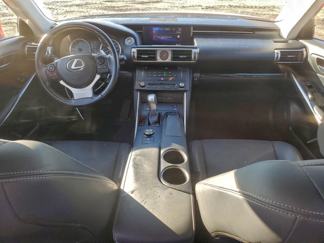 2016 LEXUS IS 300