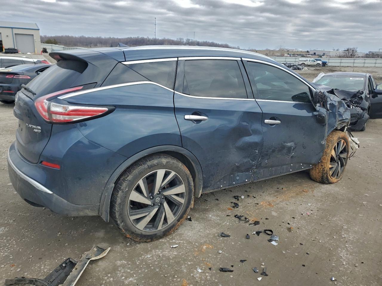 2016 NISSAN MURANO