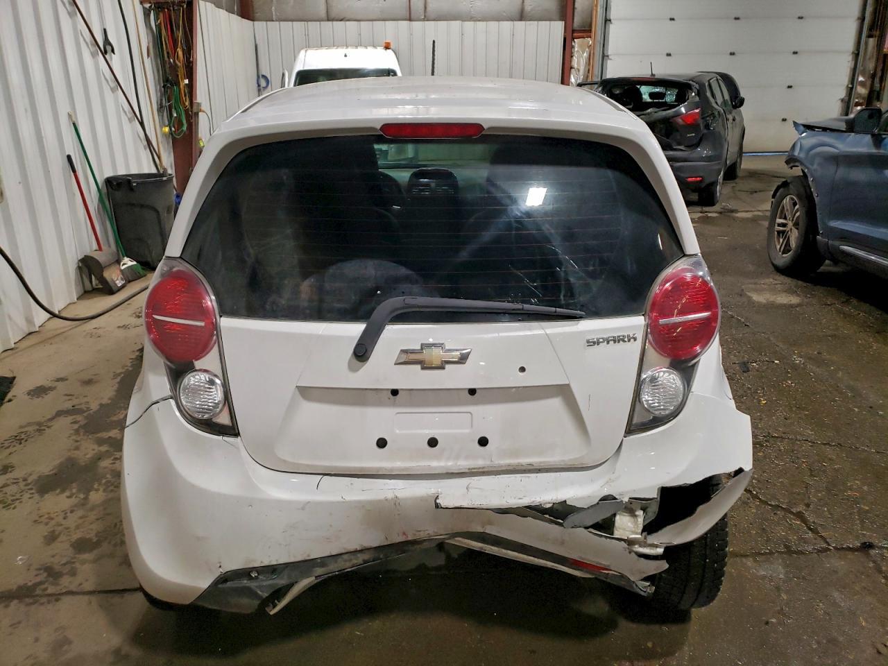 2015 CHEVROLET Spark
