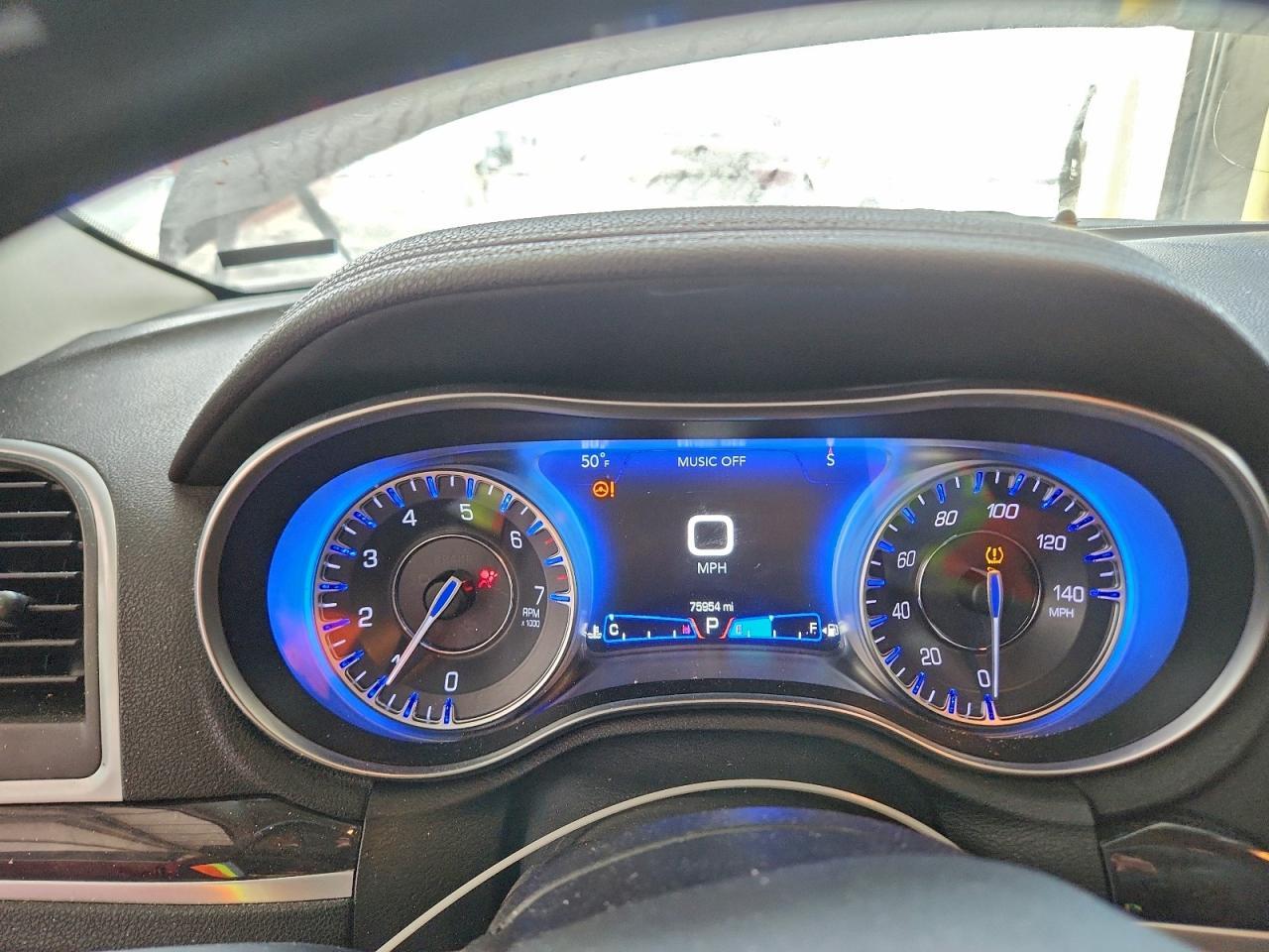 2019 CHRYSLER 300