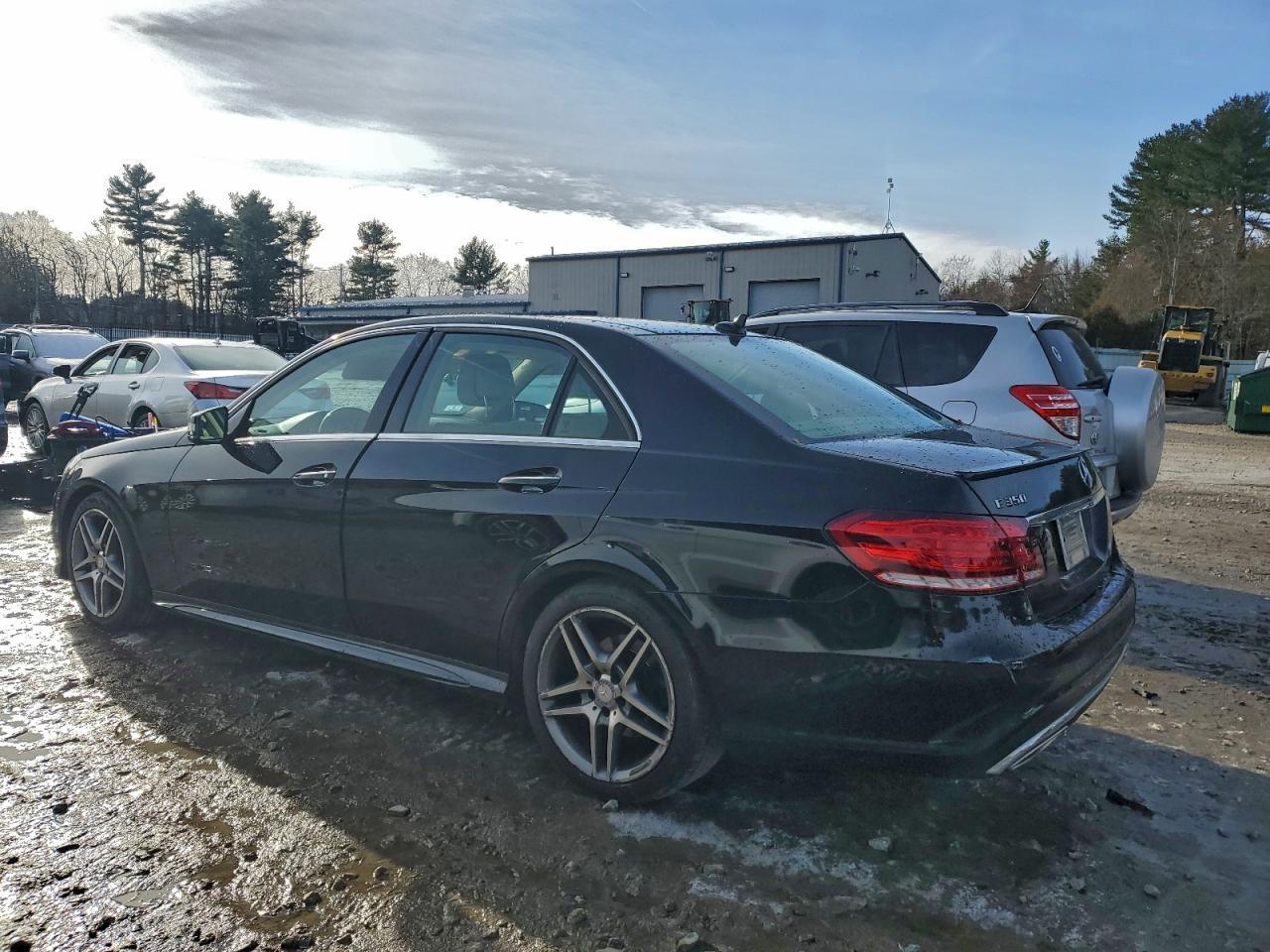 2014 MERCEDES-BENZ E-Class