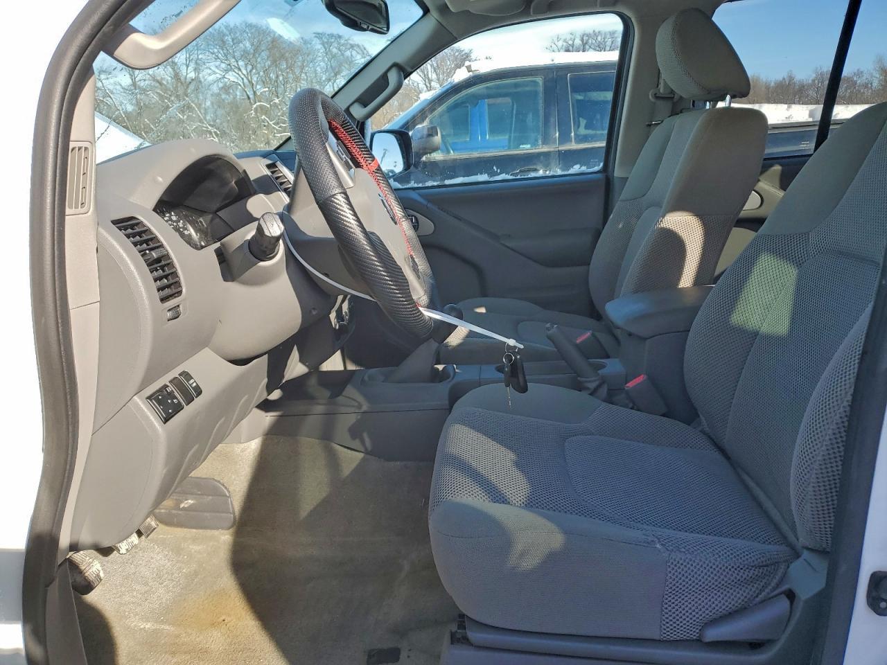 2016 NISSAN Frontier