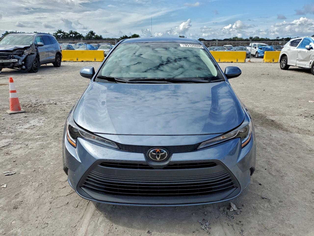 2025 TOYOTA COROLLA