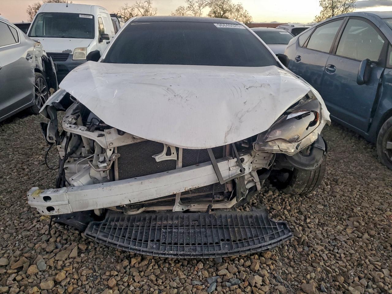 2016 TOYOTA COROLLA