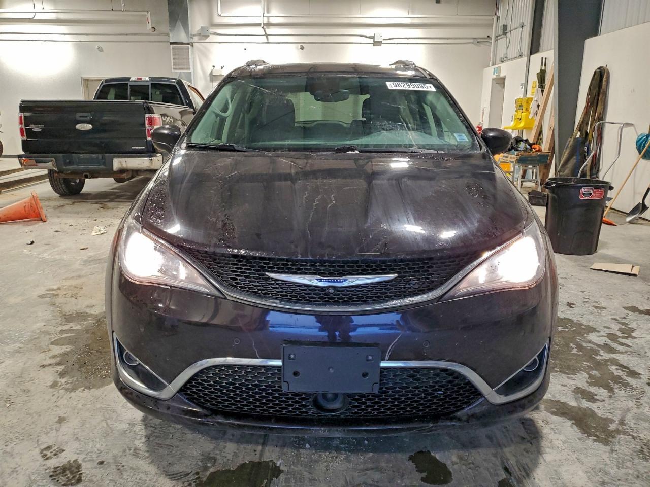 2019 CHRYSLER Pacifica