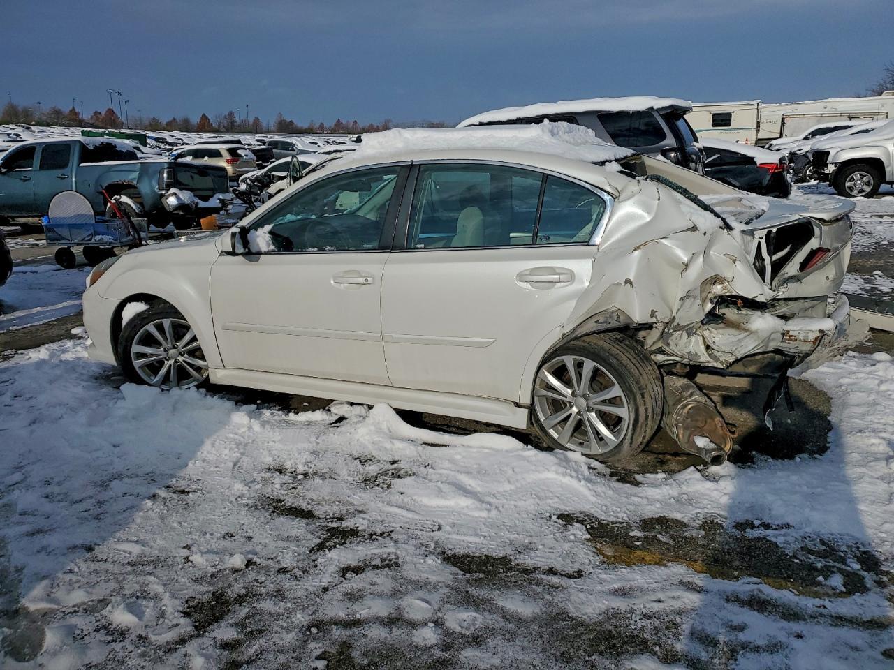 2013 SUBARU Legacy