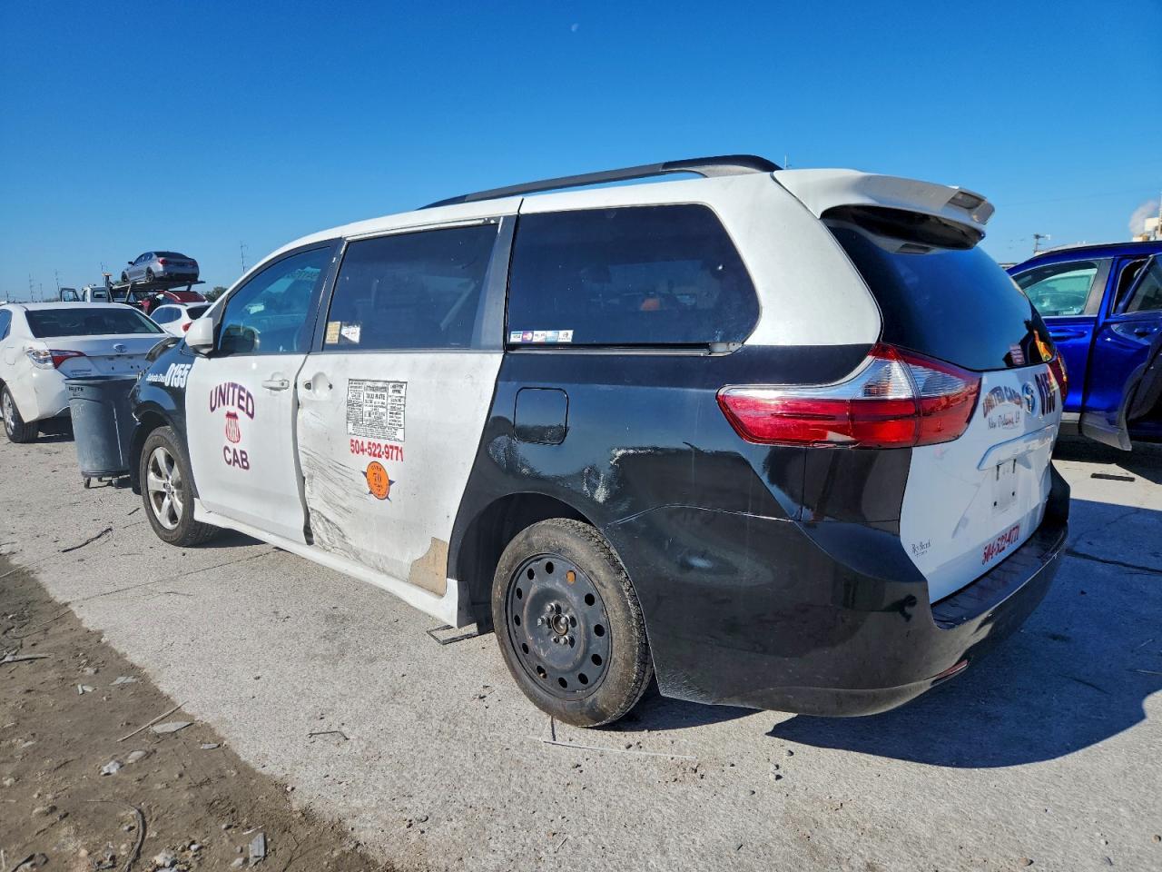 2018 TOYOTA SIENNA