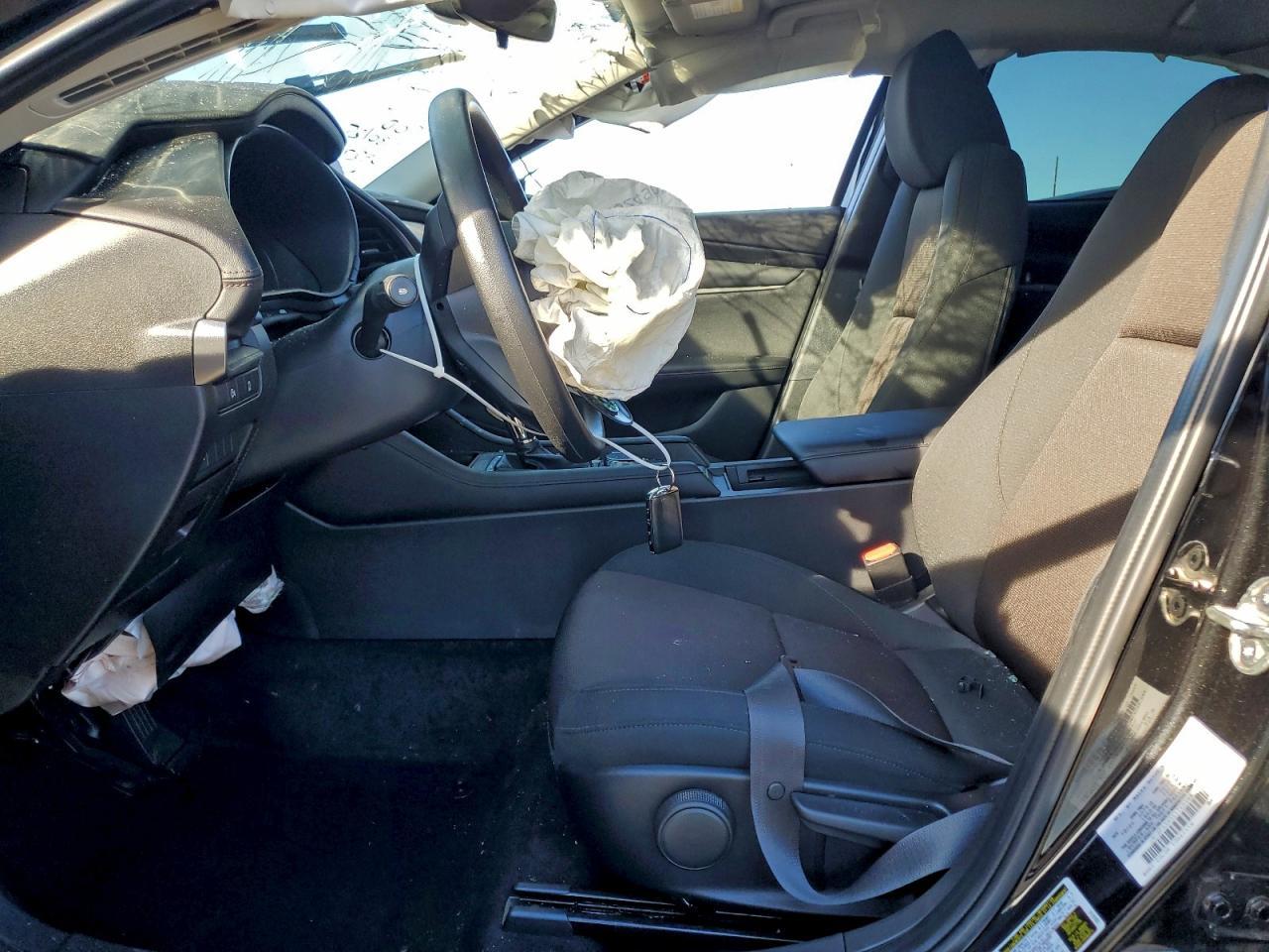 2025 MAZDA 3