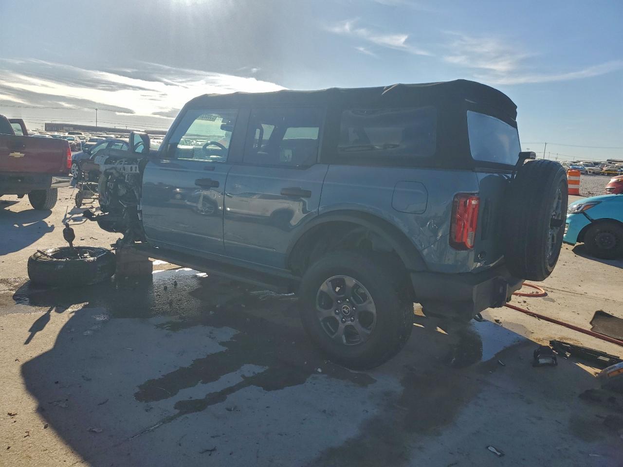 2021 FORD Bronco