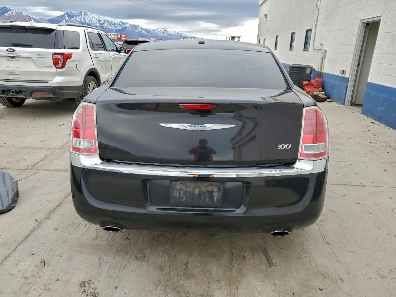 2011 CHRYSLER 300