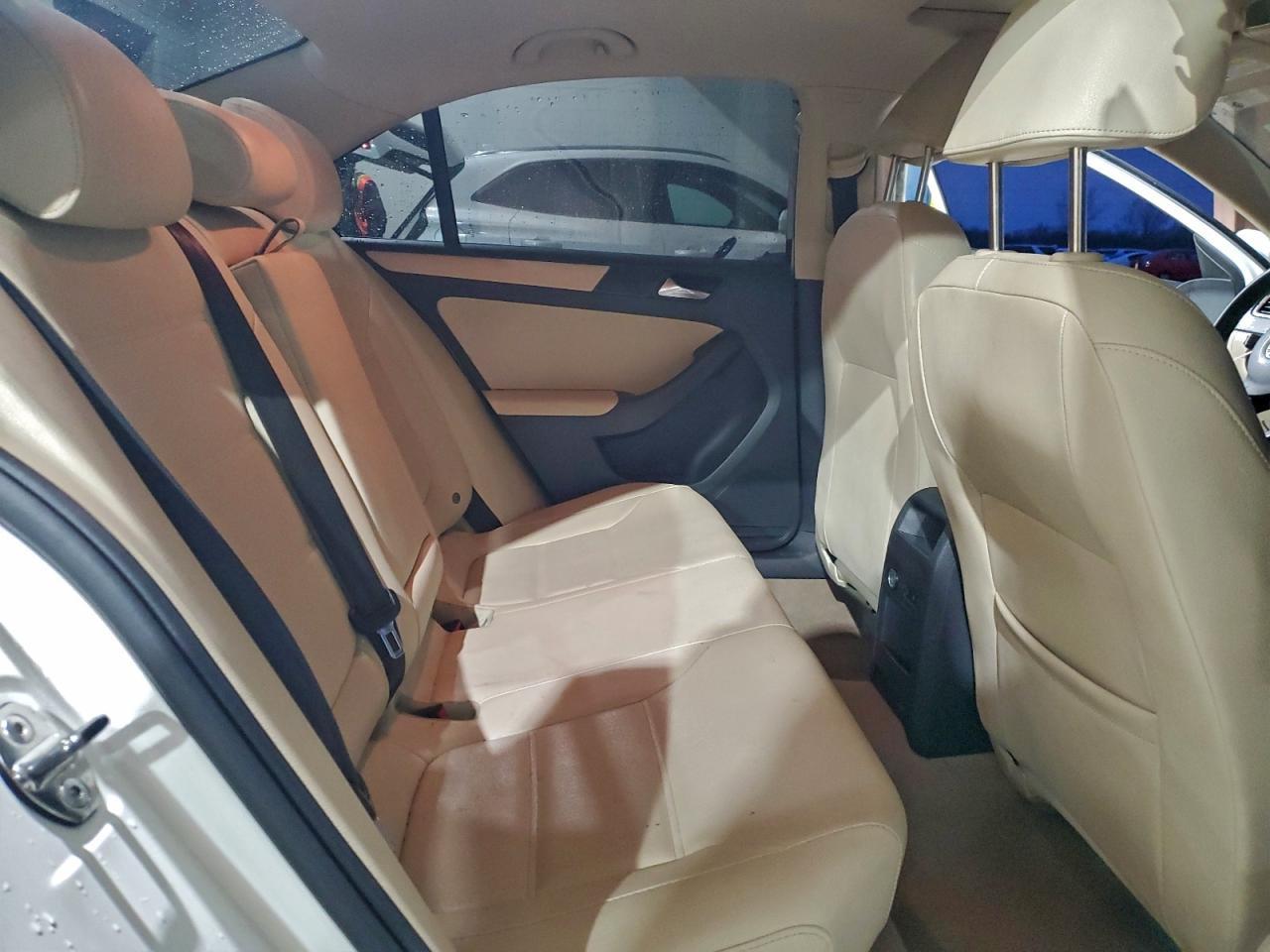2011 VOLKSWAGEN JETTA