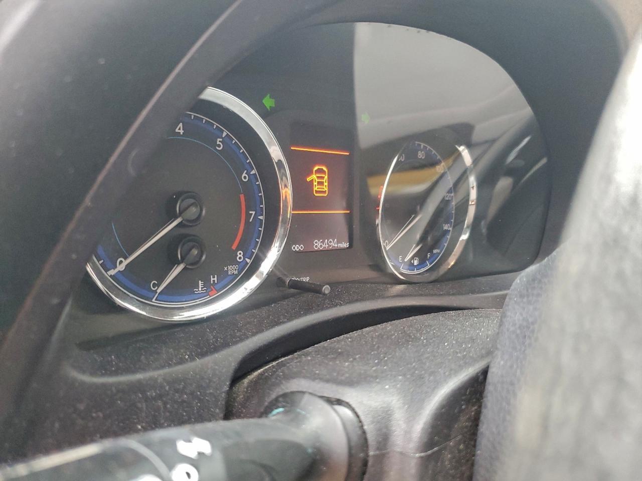 2018 TOYOTA COROLLA