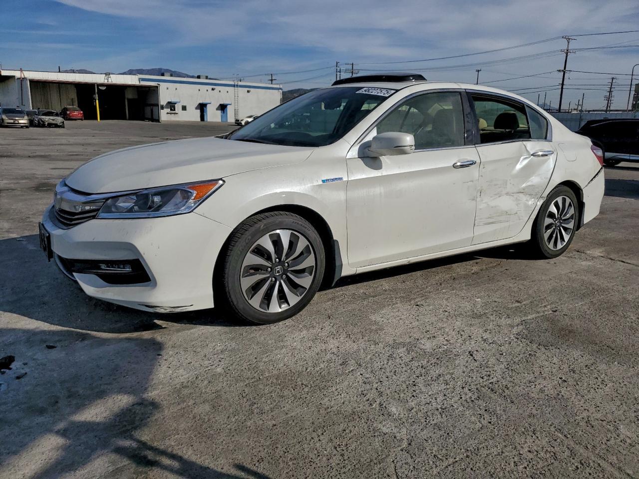 2017 HONDA ACCORD