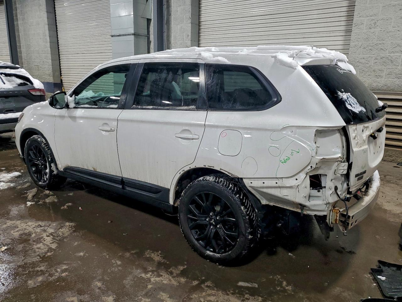 2019 MITSUBISHI outlander