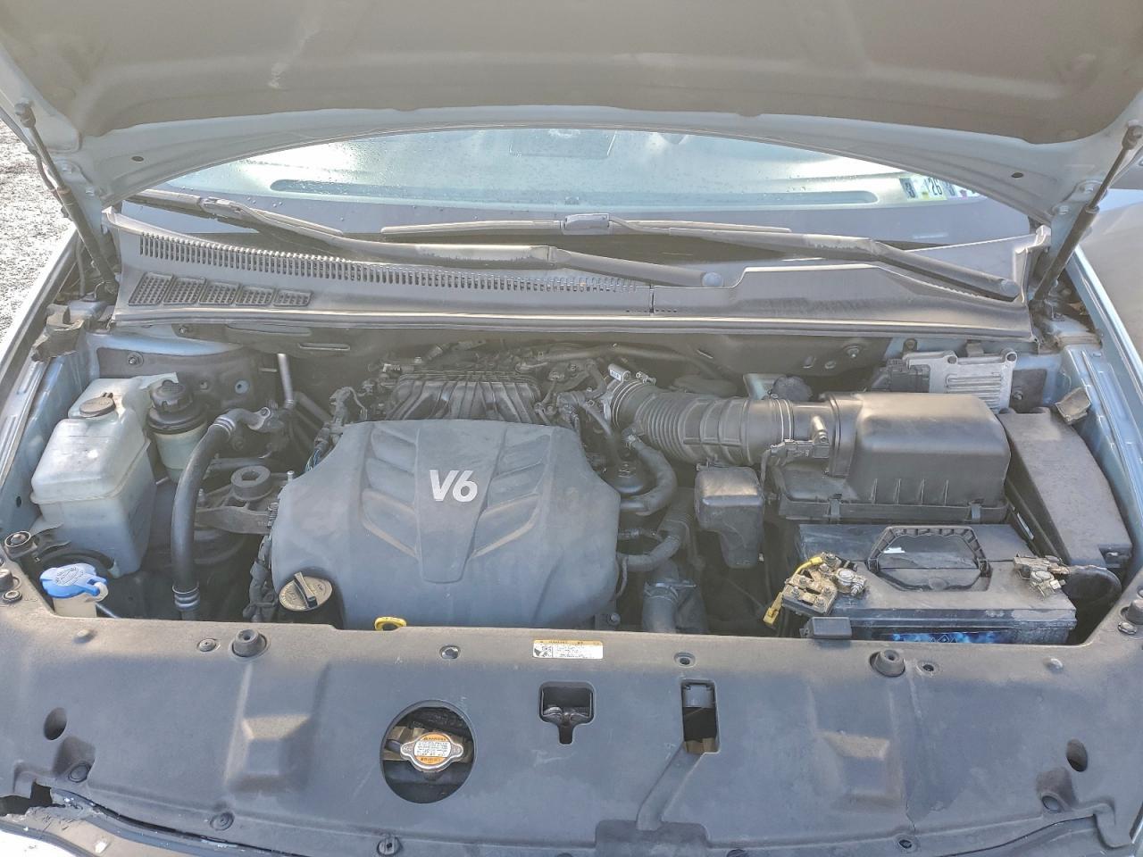 2011 KIA SEDONA