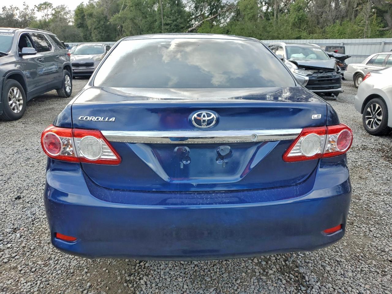 2011 TOYOTA COROLLA