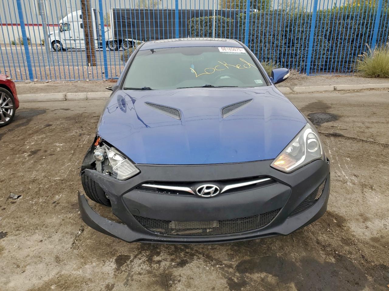 2015 HYUNDAI GENESIS