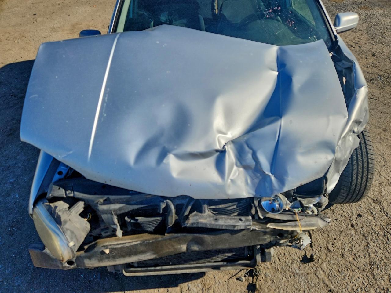 2002 VOLKSWAGEN GOLF