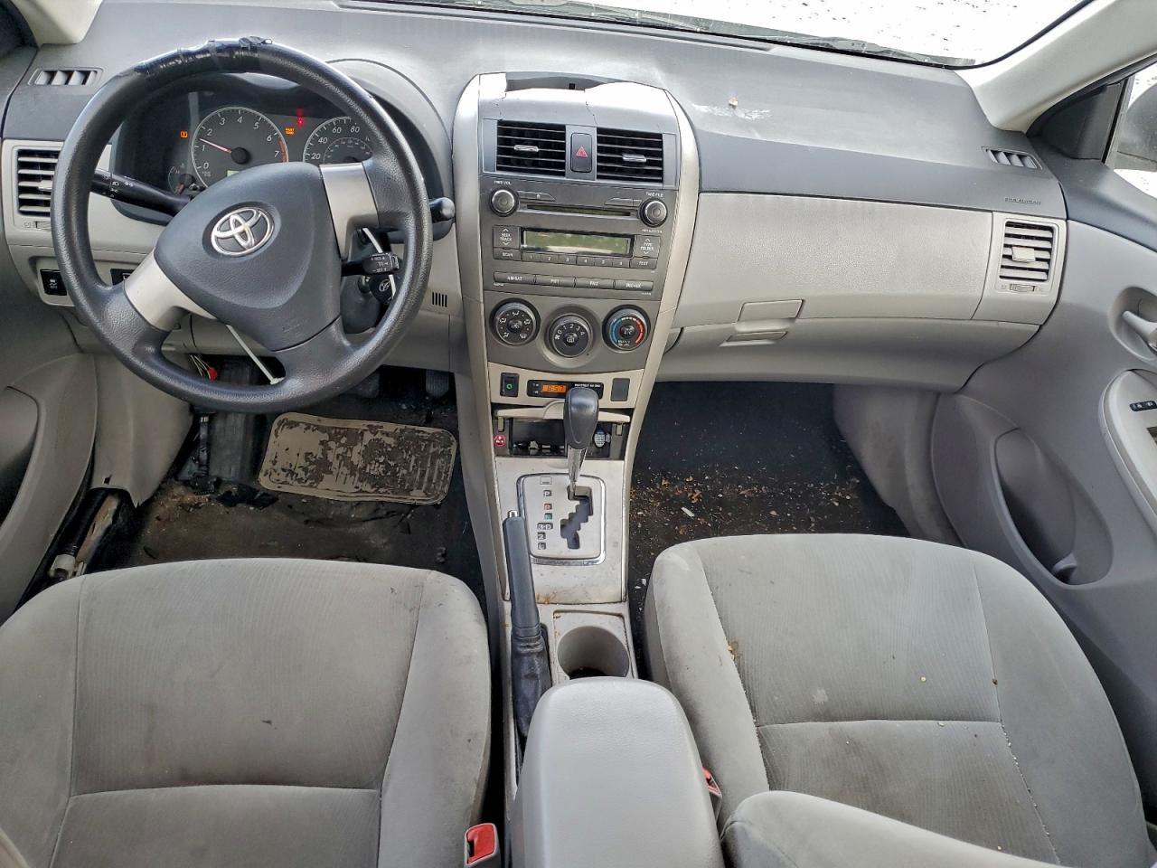 2011 TOYOTA COROLLA